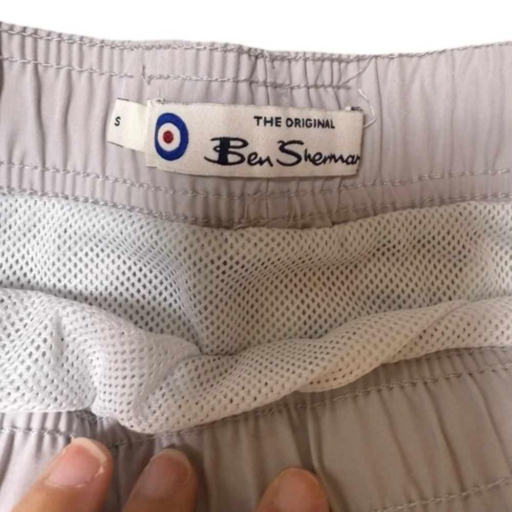 Ben Sherman Men’s Swim Trunks Navy Leaf Print Size Small